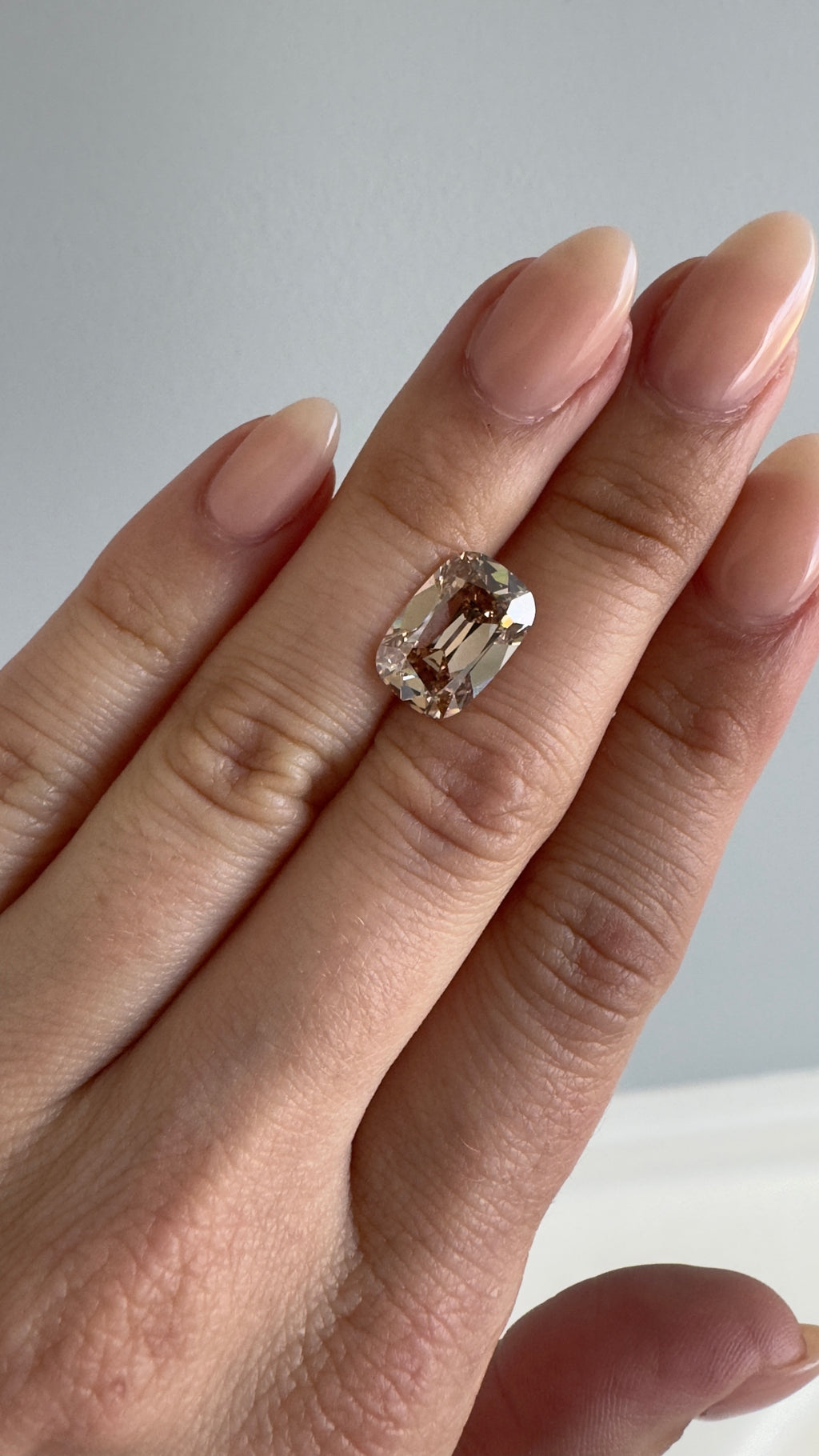 5.03ct Brown Old Mine Elongated Cushion - Lindsey's Diamond