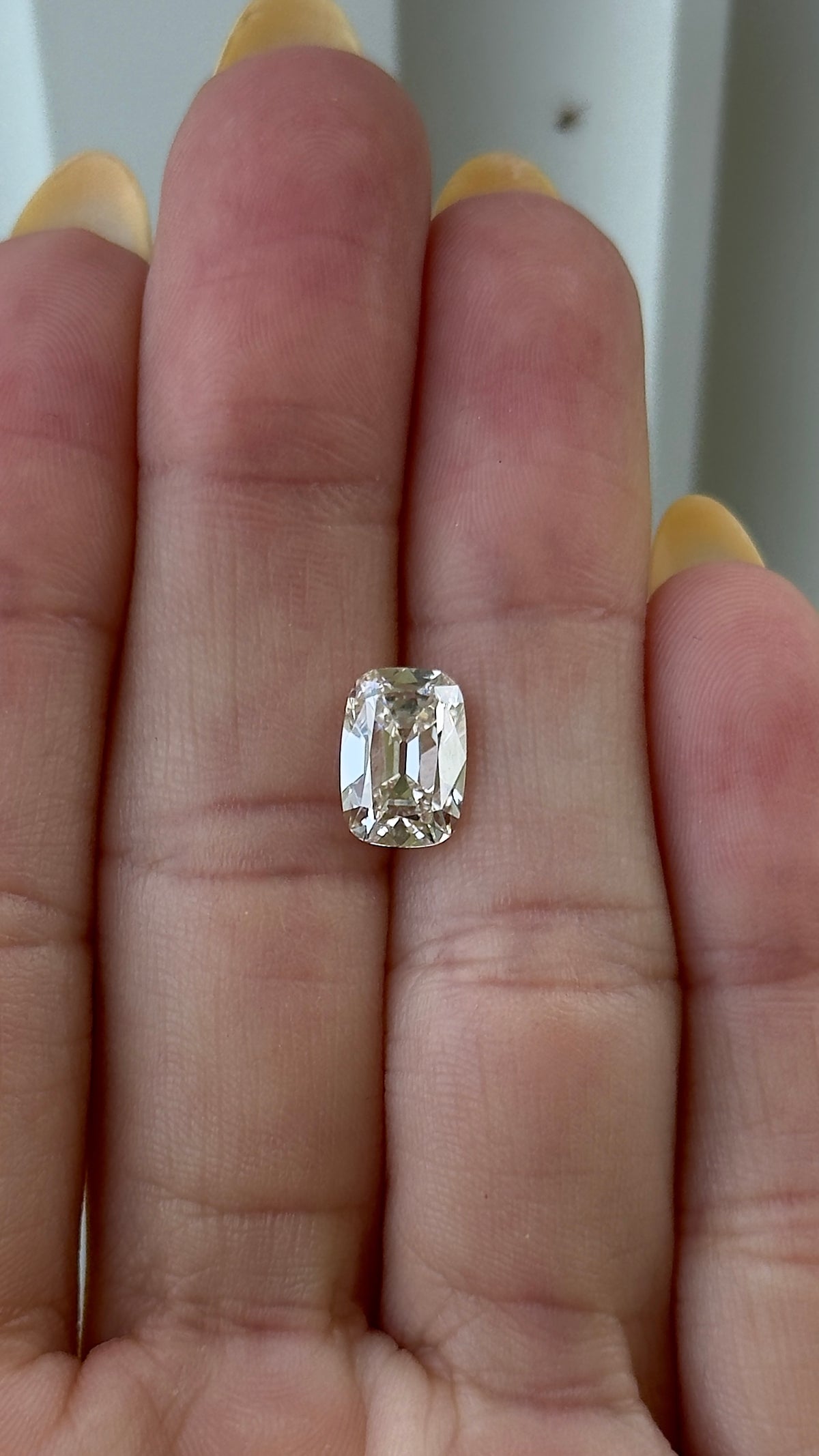 i Color 2.16CT Old Mine Cut Elongated Cushion